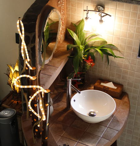 1081dragonfly_suite_bathroom